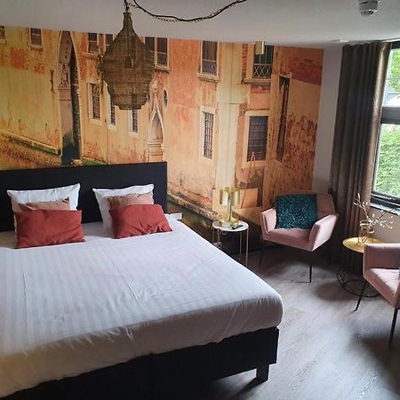 Boutique Hotel De Valk ファルケンスワールト エクステリア 写真