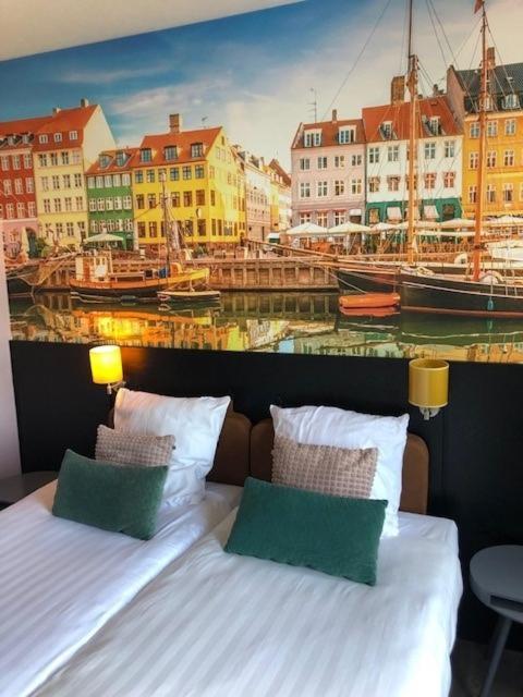 Boutique Hotel De Valk ファルケンスワールト エクステリア 写真