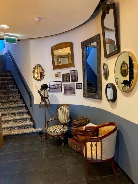 Boutique Hotel De Valk ファルケンスワールト エクステリア 写真