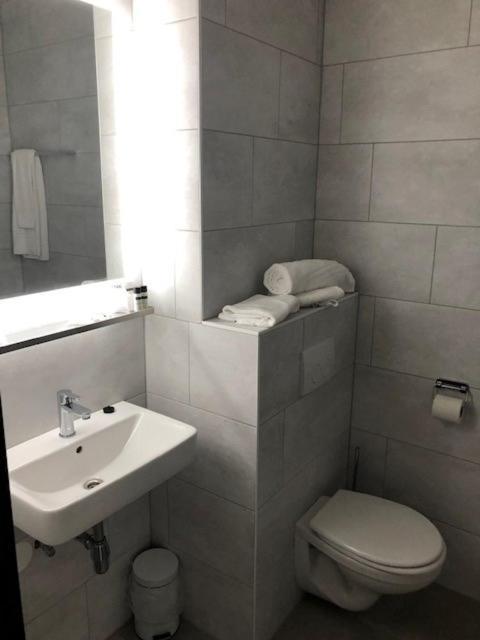 Boutique Hotel De Valk ファルケンスワールト エクステリア 写真