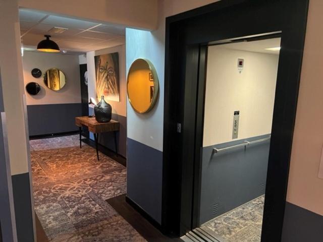 Boutique Hotel De Valk ファルケンスワールト エクステリア 写真