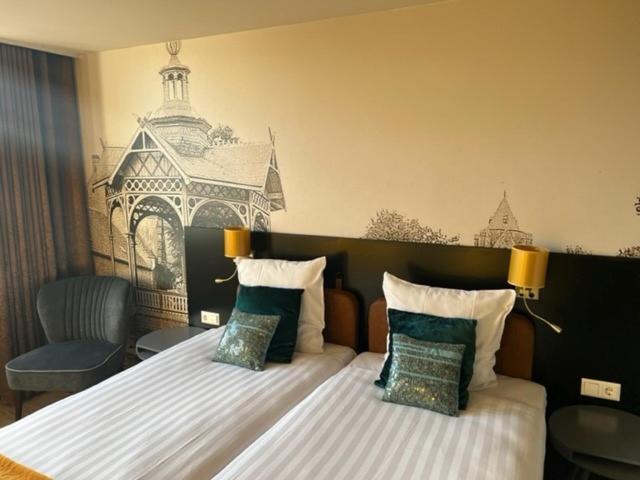 Boutique Hotel De Valk ファルケンスワールト エクステリア 写真